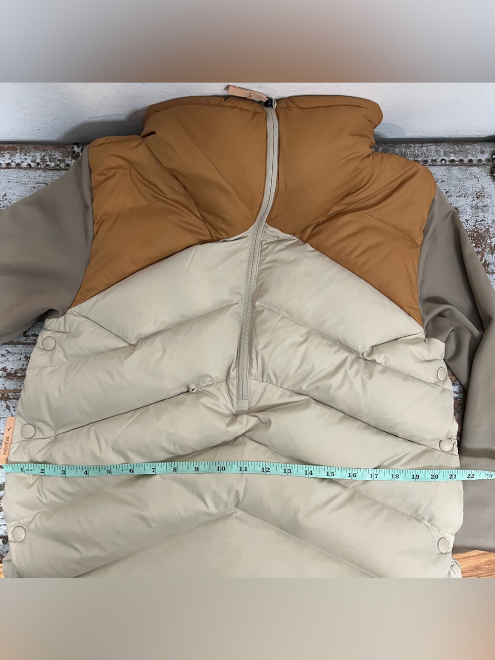 Indyeva Huvila Pullover Puffer Jacket - Picture 14 of 16